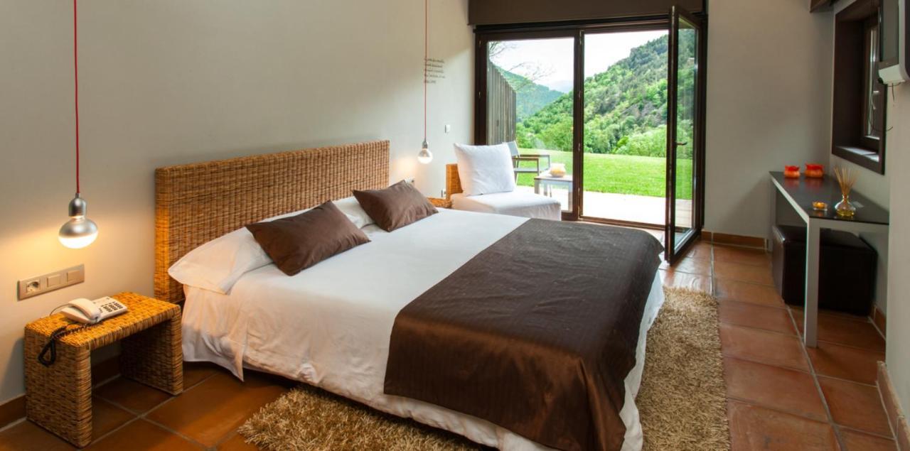 Double Room,1426368660:JPEG